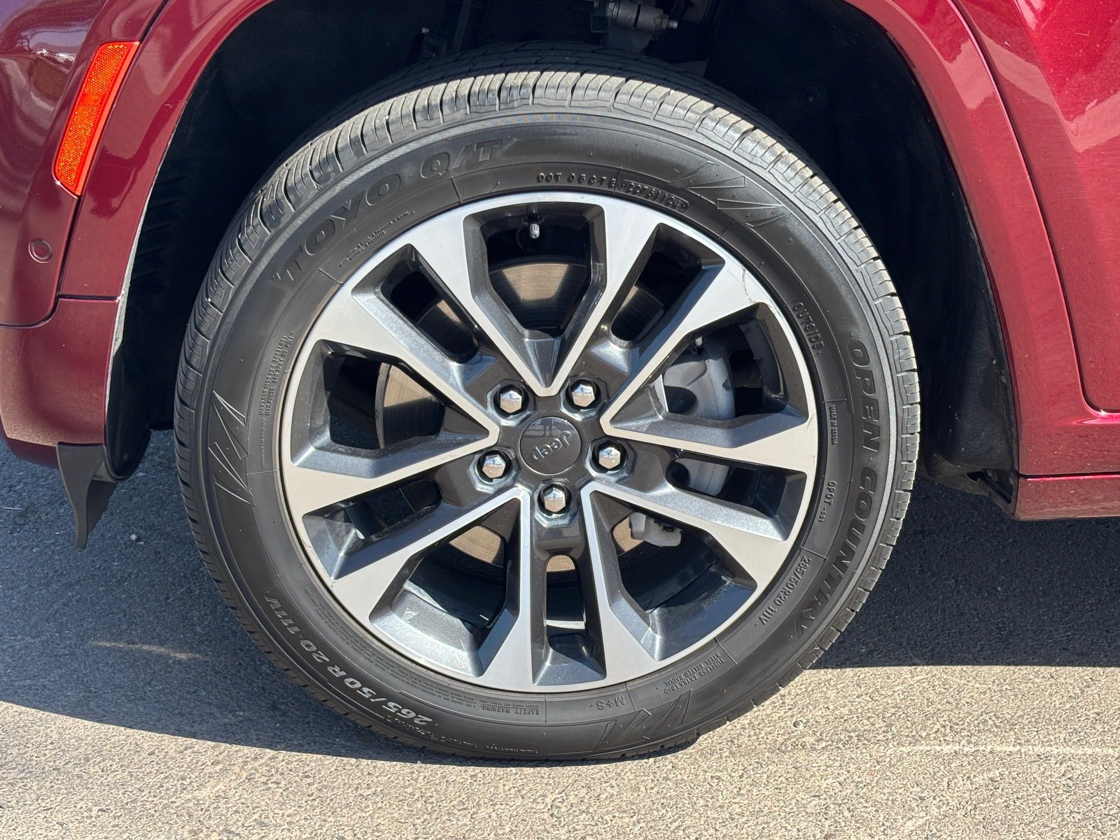 Used 2021 Jeep Grand Cherokee L Overland w/ Advanced Protech Group III AWD/4WD image 10