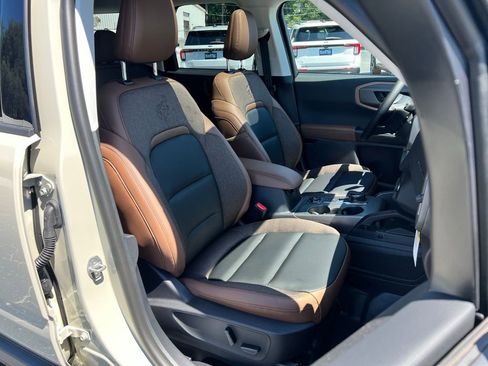 New 2025 Ford Bronco Sport Outer Banks w/ Sasquatch Outer Banks Package image 19