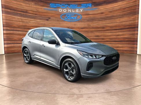 Used 2023 Ford Escape ST-Line w/ Tech Pack #1 image 7