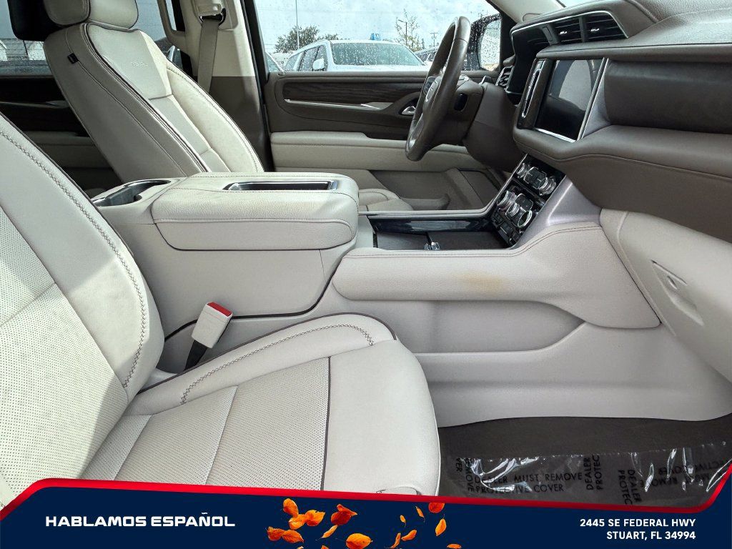 Used 2024 GMC Yukon XL Denali w/ Denali Reserve Package AWD/4WD image 21