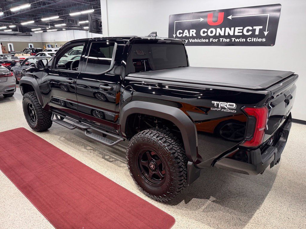 Used 2025 Toyota Tacoma TRD Off-Road AWD/4WD image 21