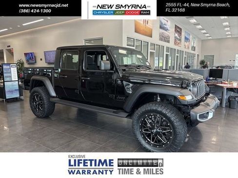 New 2026 Jeep Gladiator Sport AWD/4WD image 1