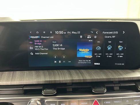 Certified 2025 Kia Telluride SX w/ SX Captain's Chair Package AWD/4WD image 16