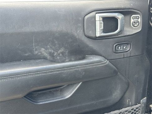 Used 2021 Jeep Gladiator Overland w/ Popular Equipment Package image 25