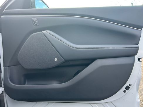 Used 2023 Ford Mustang Mach-E Premium image 25