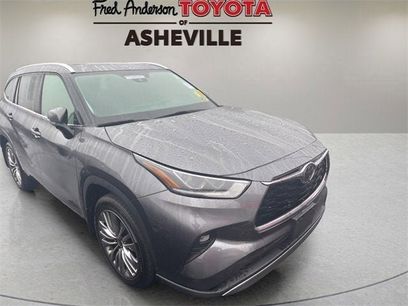 Used 2022 Toyota Highlander Platinum