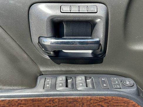 Used 2019 GMC Sierra 3500 SLT AWD/4WD image 21