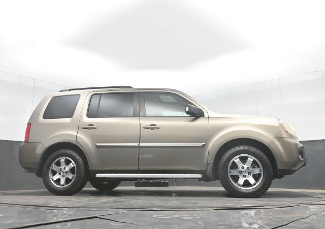 Used 2010 Honda Pilot Touring image 49