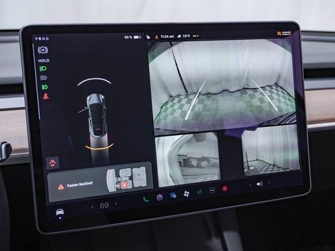 Used 2021 Tesla Model Y Long Range image 28