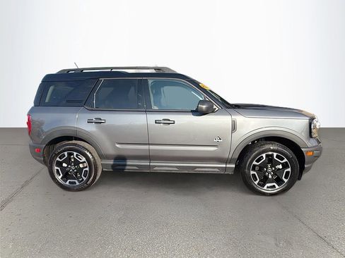 Used 2024 Ford Bronco Sport Outer Banks image 2
