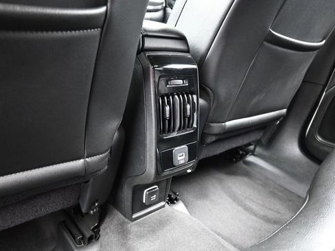 Used 2023 Jeep Compass Altitude image 34