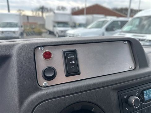 New 2026 Ford E-350 and Econoline 350 Super Duty w/ Power Equipment Group image 40