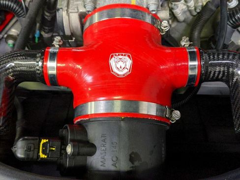 Used 2014 Maserati GranTurismo Sport image 31