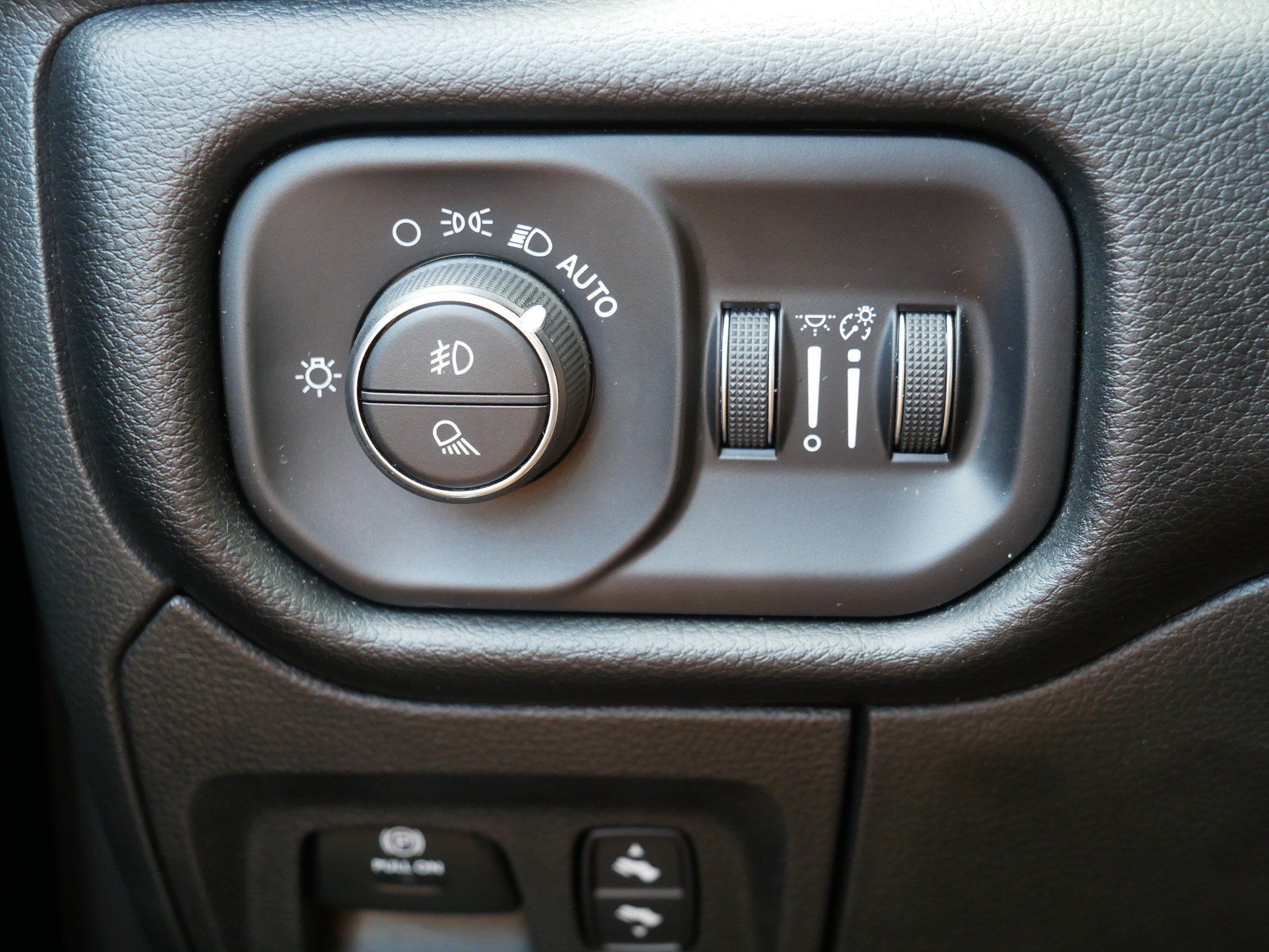 Used 2022 RAM 1500 Laramie w/ G/T Package AWD/4WD image 26