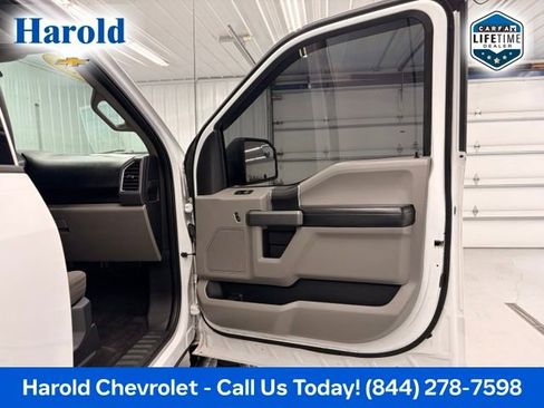 Used 2015 Ford F150 XLT AWD/4WD image 10