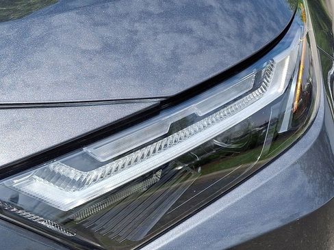 Used 2023 Toyota RAV4 SE w/ Weather & Moonroof Package AWD/4WD image 10