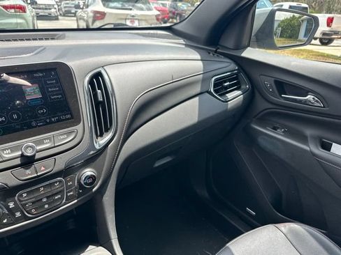 Used 2023 Chevrolet Equinox RS w/ RS Leather Package FWD image 18