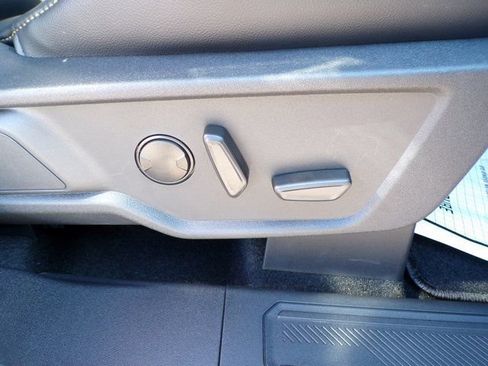 New 2025 Ford Bronco Badlands image 13