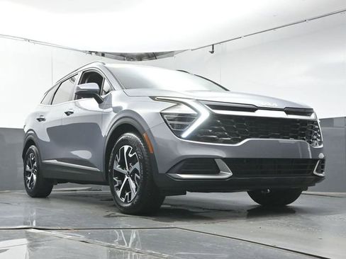 Used 2025 Kia Sportage EX w/ Premium Package FWD image 33