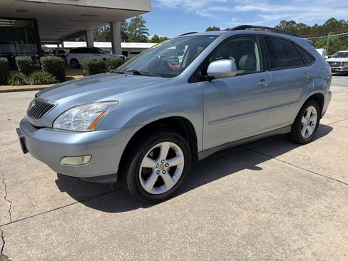 Used 2005 Lexus RX 330 FWD image 2