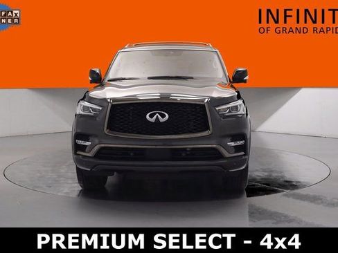 Used 2023 INFINITI QX80 Premium Select w/ Cargo Package image 2