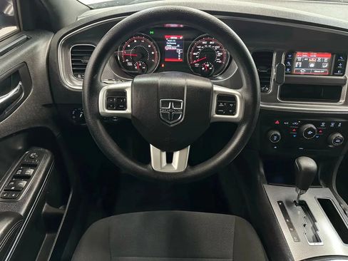 Used 2014 Dodge Charger SE w/ Sport Appearance Group image 14