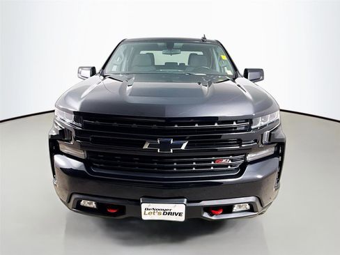 Used 2021 Chevrolet Silverado 1500 LT Trail Boss image 4