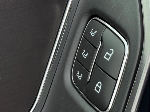 New 2026 Ford F350 Platinum AWD/4WD image 15