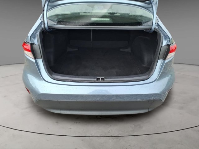 Used 2024 Toyota Corolla LE FWD image 9