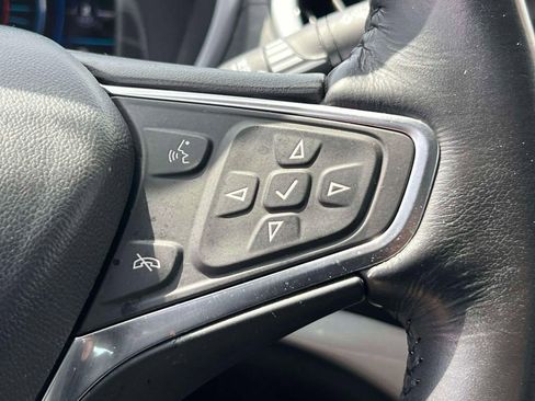 Used 2018 Chevrolet Volt LT w/ Comfort Package FWD image 24
