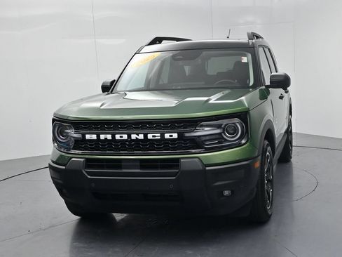 Used 2025 Ford Bronco Sport Outer Banks w/ Outer Banks Tech Package+ AWD/4WD image 3