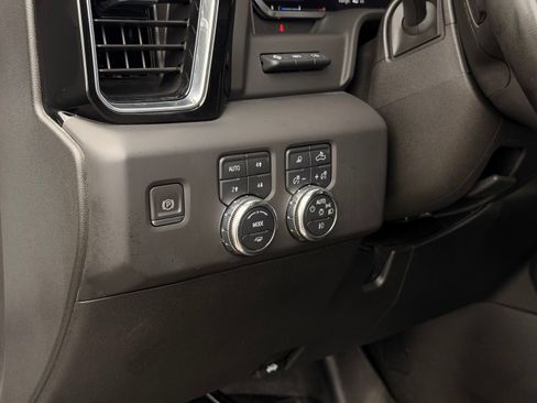 Used 2024 GMC Sierra 2500 Denali w/ Denali Reserve Package AWD/4WD image 24