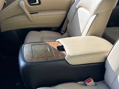 Used 2022 Nissan Armada SL w/ Captain's Chairs Package AWD/4WD image 26