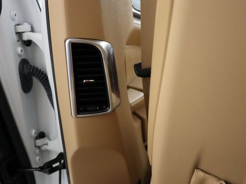 Used 2013 Porsche Panamera S w/ Premium Pkg Plus image 18