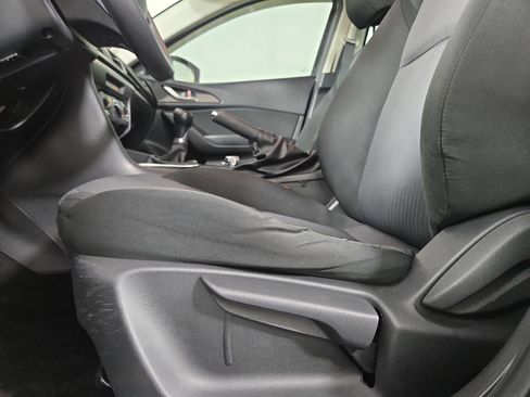 Used 2016 MAZDA MAZDA3 i Sport image 29