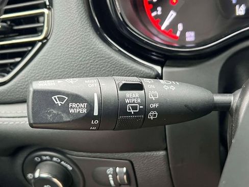 Certified 2022 Dodge Durango GT image 28