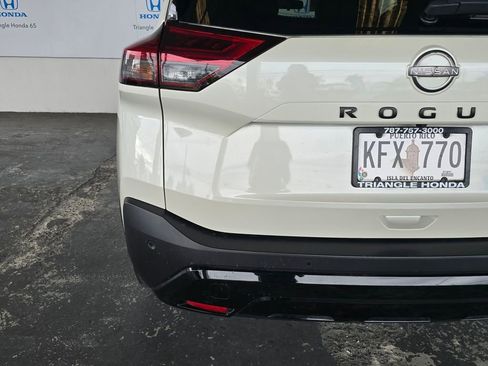 Used 2023 Nissan Rogue SV FWD image 49