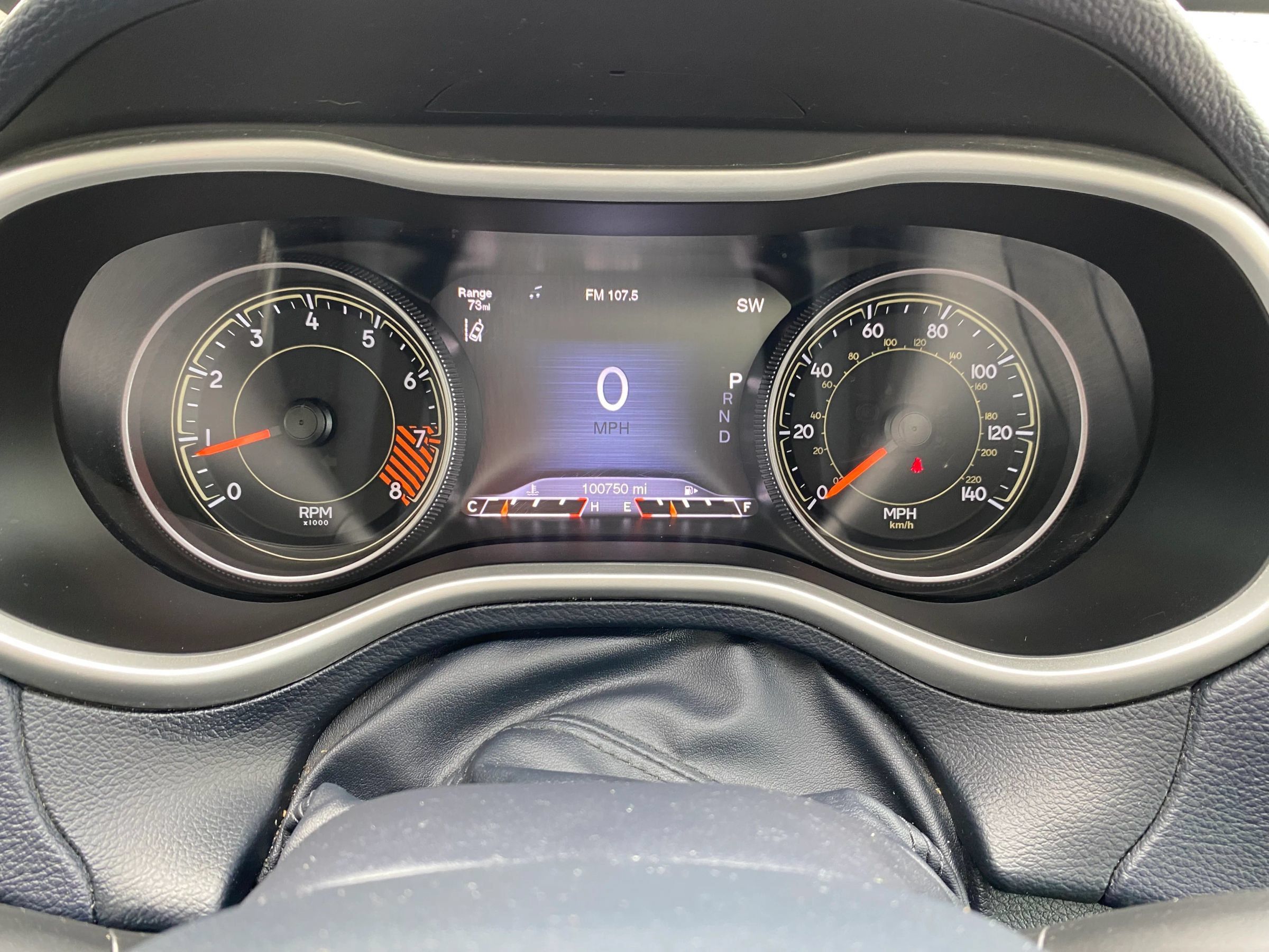 Used 2015 Jeep Cherokee Limited w/ Luxury Group AWD/4WD image 17