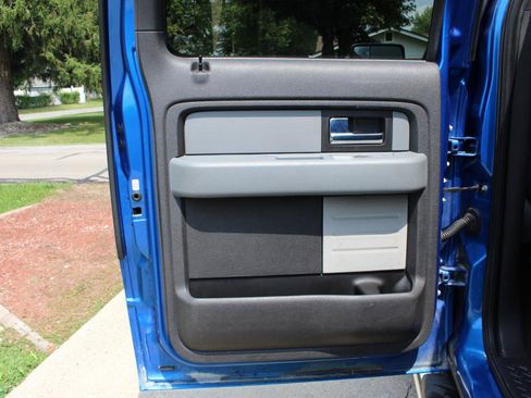Used 2014 Ford F150 XLT w/ Equipment Group 302A Luxury AWD/4WD image 29