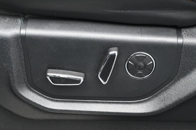 Used 2019 Ford F350 Platinum w/ Platinum Ultimate Package AWD/4WD image 21