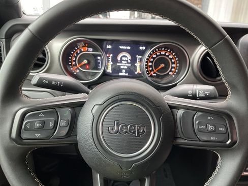 Used 2023 Jeep Wrangler Freedom Edition image 53