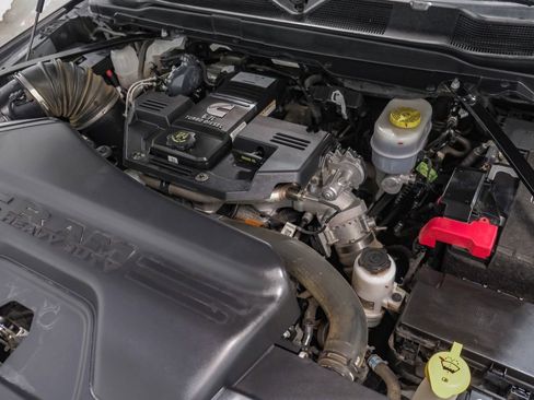 Used 2024 RAM 3500 Laramie w/ Night Edition image 59