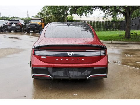 Used 2024 Hyundai Sonata SEL w/ Convenience Package FWD image 5