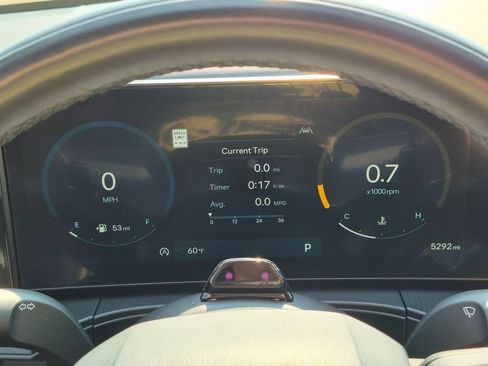 Used 2025 Hyundai Santa Fe Calligraphy AWD/4WD image 11