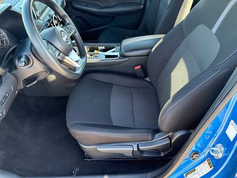 Certified 2024 Nissan Sentra SV image 30