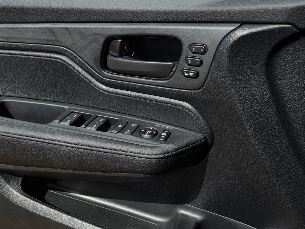 New 2026 Honda Odyssey Sport-L image 17