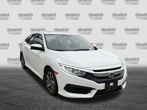 Used 2017 Honda Civic EX image 2