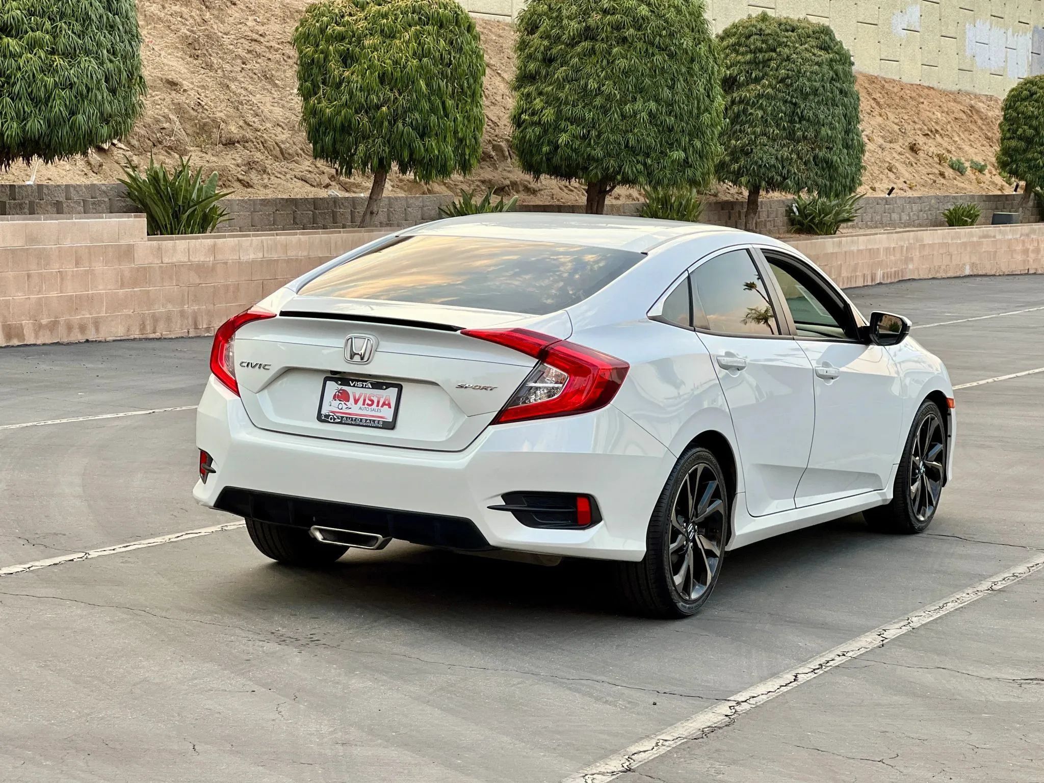 Used 2020 Honda Civic Sport image 3