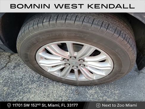 Used 2019 Cadillac XT5 FWD image 5