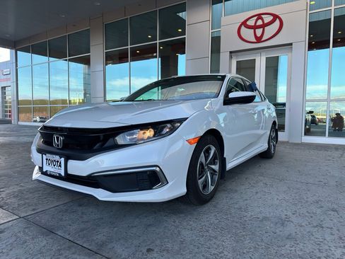 Used 2019 Honda Civic LX image 4